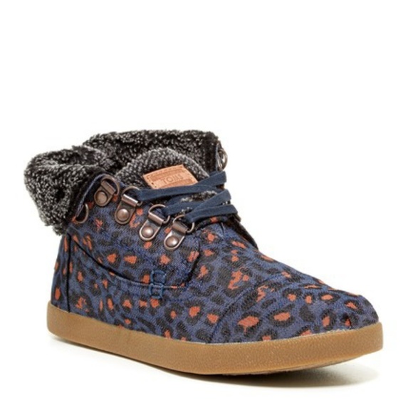 Toms Shoes - Toms Highland Leopard Faux Shearling Booties 7
